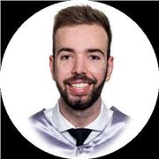 Psicólogo General Sanitario con mención en terapia familiar y sistémica e intervención clínica, graduado por la Universidad de Navarra, ofrece apoyo para cualquier tipo de materia relacionada con psicología o similar.